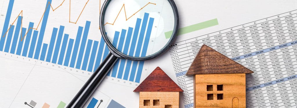 Reporting real estate with numbers and microscope