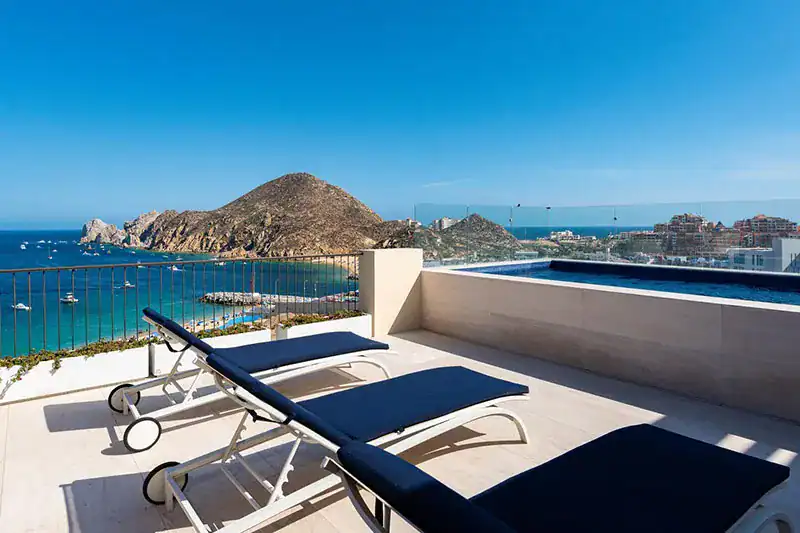 1Homes Penthouse Medano Beach #7701. Cabo San Lucas, BS